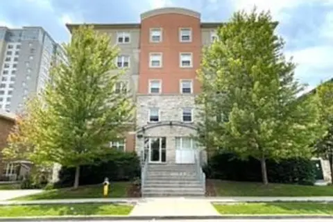 261 Lester Street 403