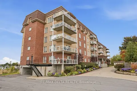 2360 Albert Street 303