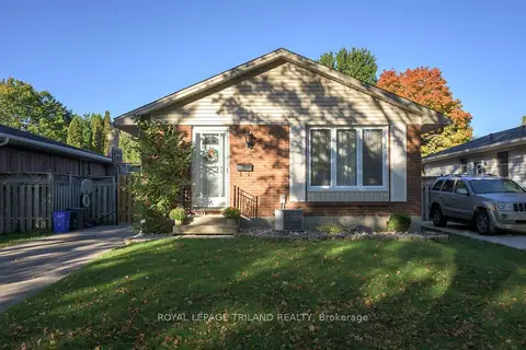 53 Stroud Crescent