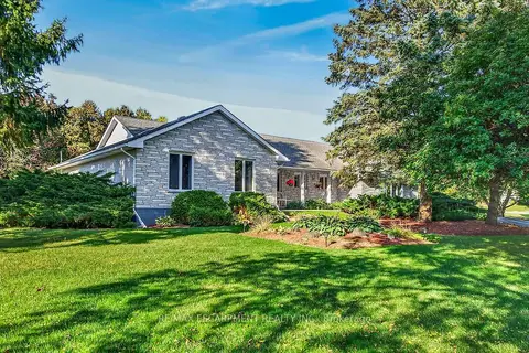 2 Karendale Crescent