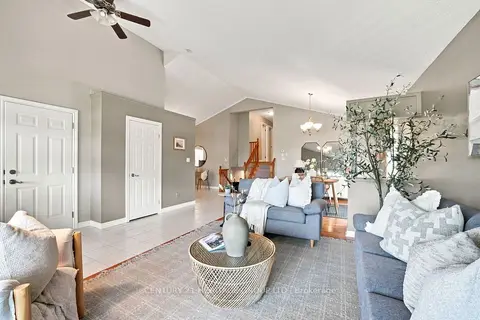 546 Jerseyville Road W