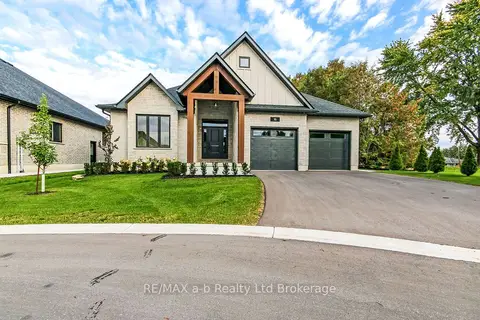 16 Cornwell Crescent