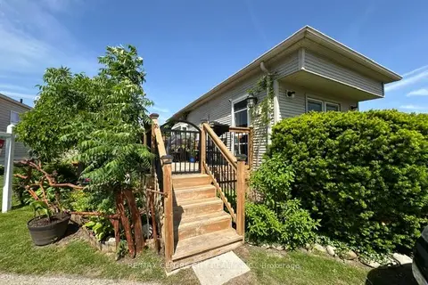 2189 Dundas Street E 41