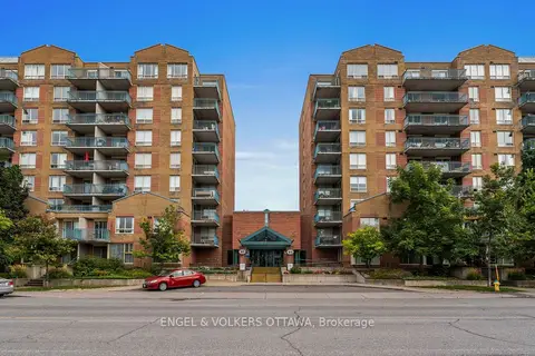 45 Holland Avenue 318