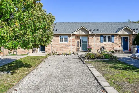 7 Powell Lane