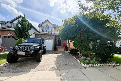 304 Purple Sage Crescent