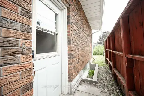 16 Eleanor Court Lower