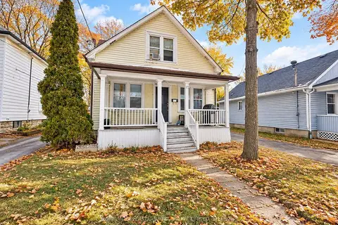 17 MANNING Street