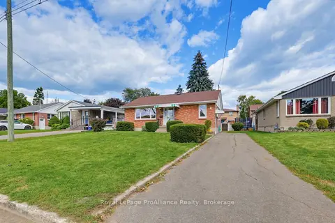 64 Elizabeth Crescent