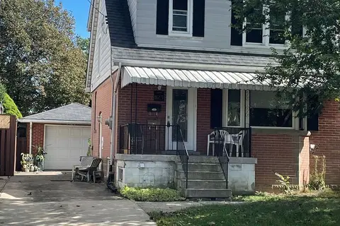 225 East 14th Street Upper