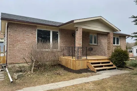434 Main Street W