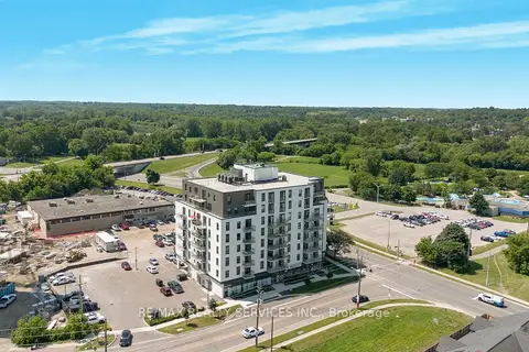7 Erie Avenue 811
