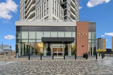 25 Wellington Street S 3403