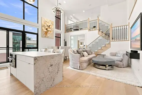 112 King Street E PH5