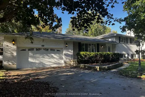 28 REDFORD Road