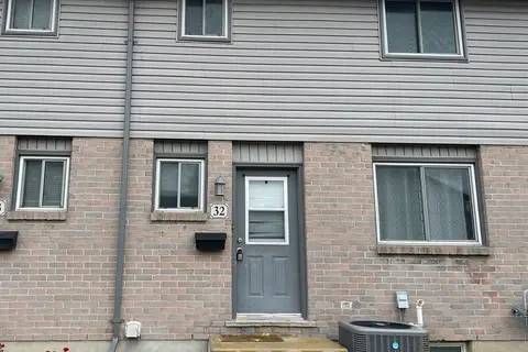490 Third Street 32