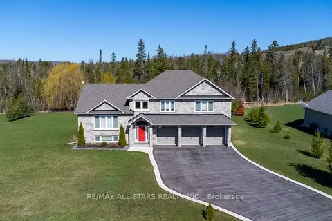 15 Rustlewood Avenue
