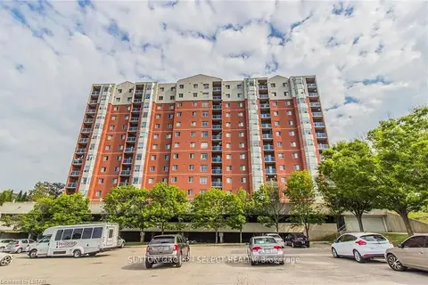 30 Chapman Court 1007