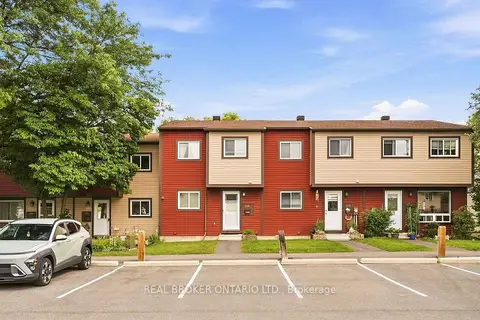 119 Teal Crescent