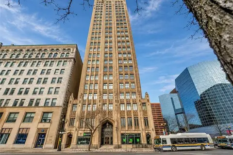 36 James Street S 810