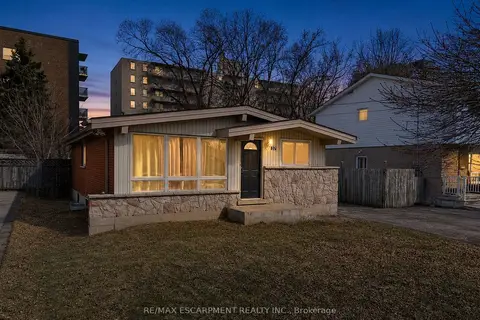 37 Lilacside Drive