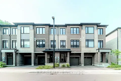 585 Colborne St Street 1207