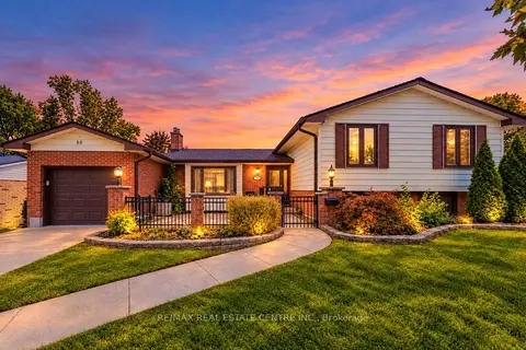 30 COWAN Avenue