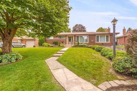 25 Brier Crescent