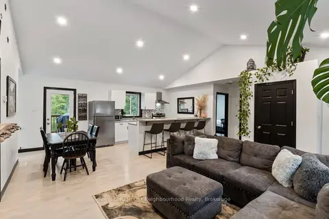 9 Cedar Hill Road