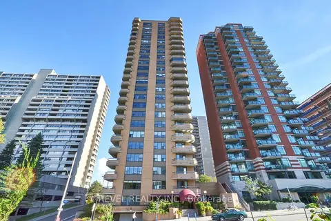 556 Laurier Avenue W 2003