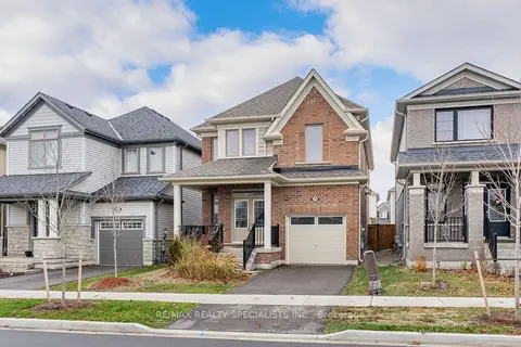 27 Harpin Way W