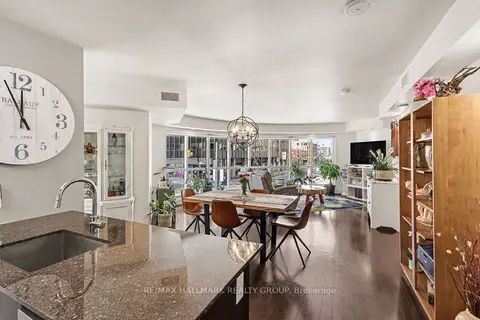 242 Rideau Street 201