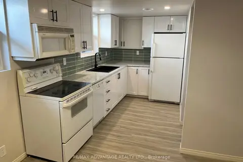 143 Downing Crescent Lower