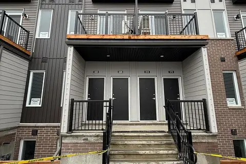 320 Stargrass Private