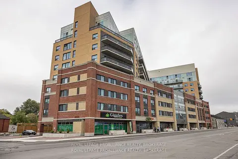 652 Princess Street 525