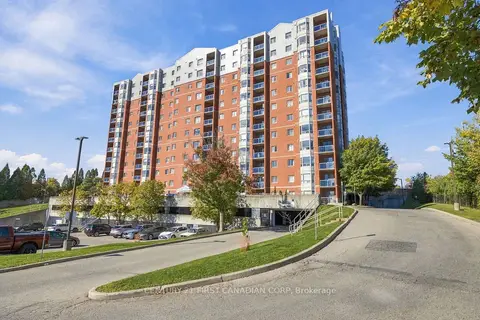 30 Chapman Court 1005