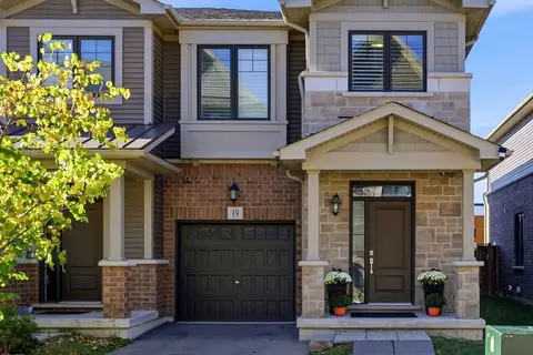 19 HIBISCUS Lane