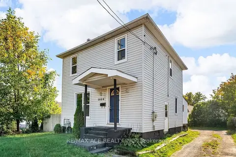 1606 Pitt Street